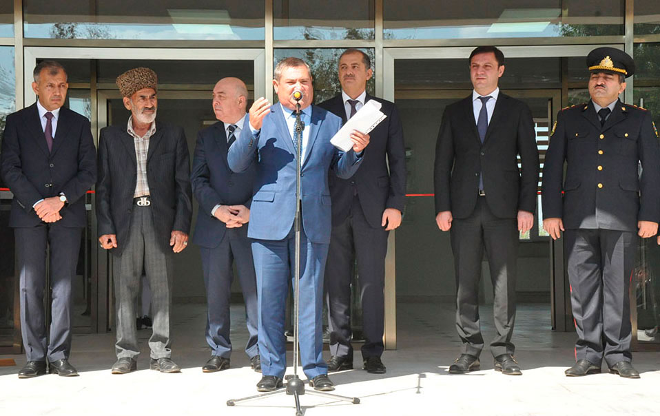 İmişlidə yeni məktəb binalarının açılışı olub