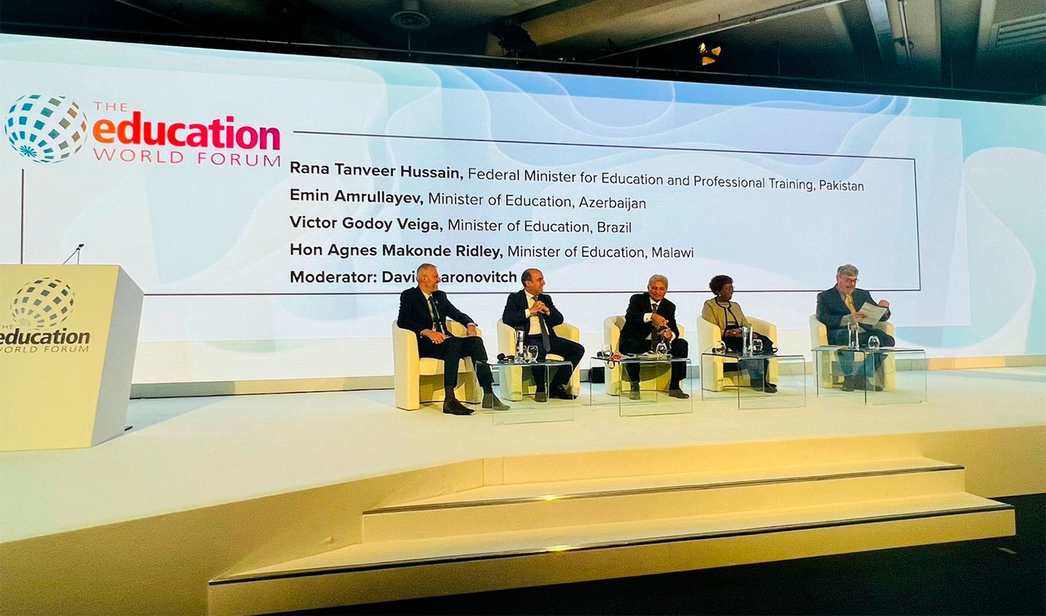 Təhsil naziri Dünya Təhsil Forumunda çıxış edib