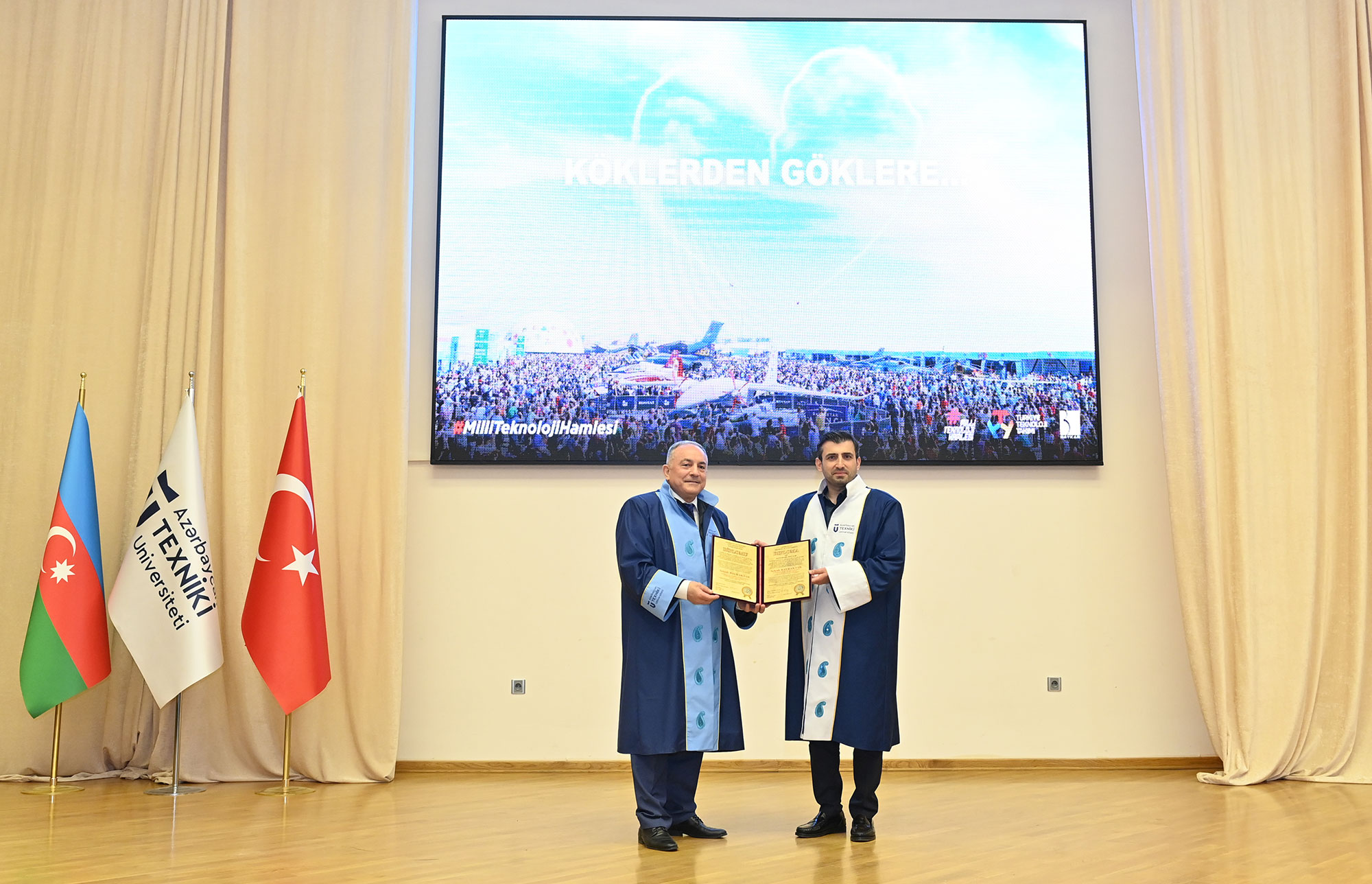 Selçuk Bayraktara Azərbaycan Texniki Universitetinin fəxri doktoru adı verilib