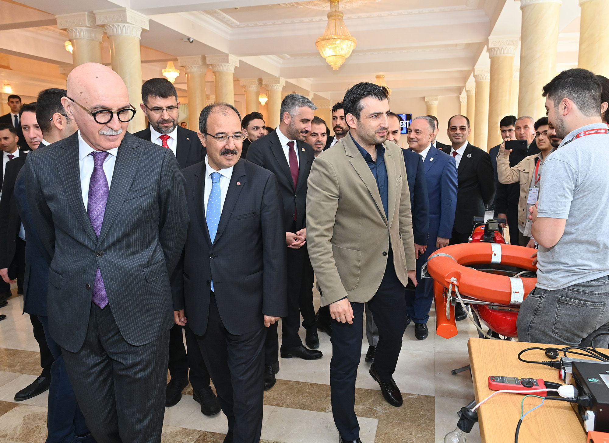 Selçuk Bayraktara Azərbaycan Texniki Universitetinin fəxri doktoru adı verilib