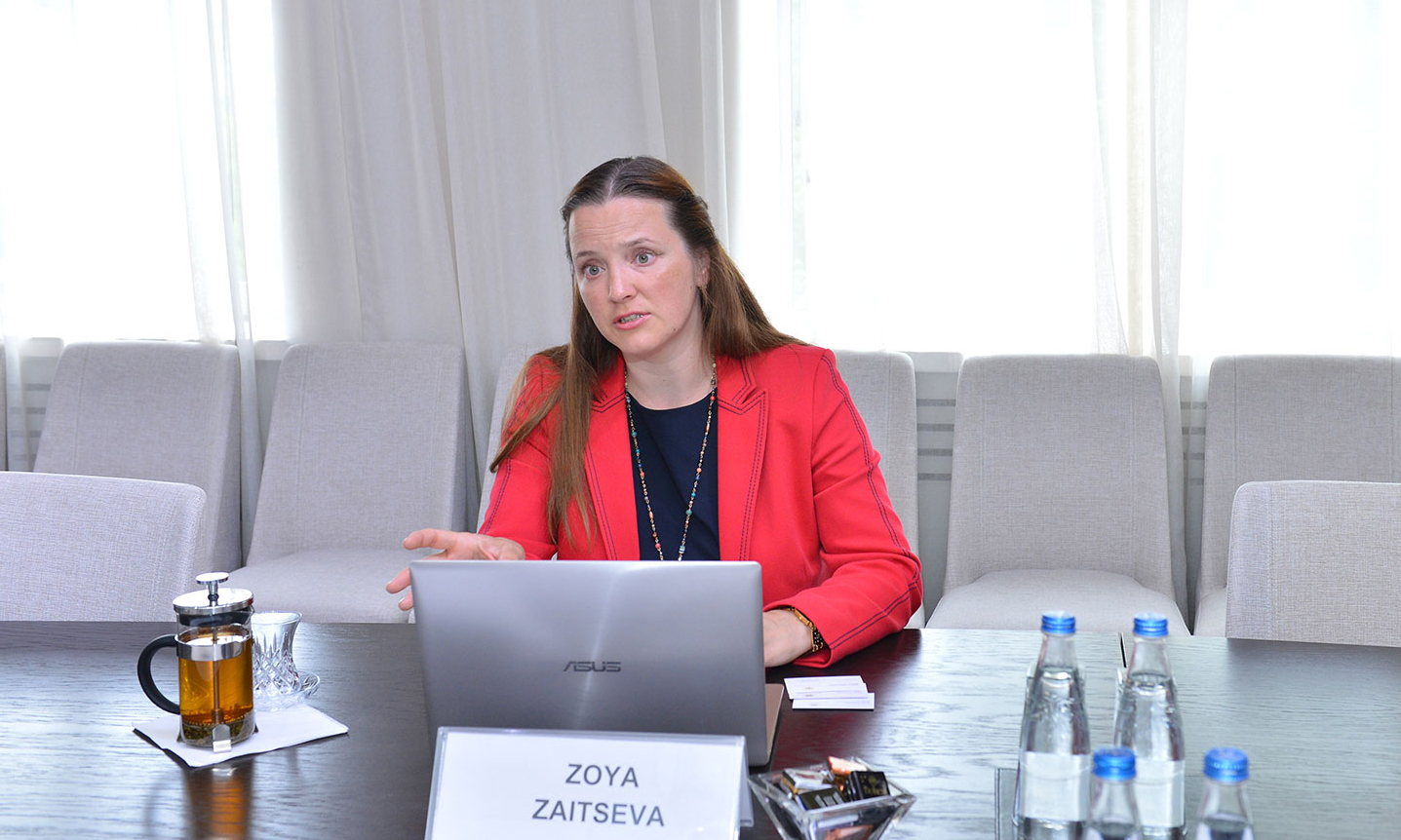 Təhsil naziri “QS” beynəlxalq reytinq təşkilatının regional direktoru ilə görüşüb