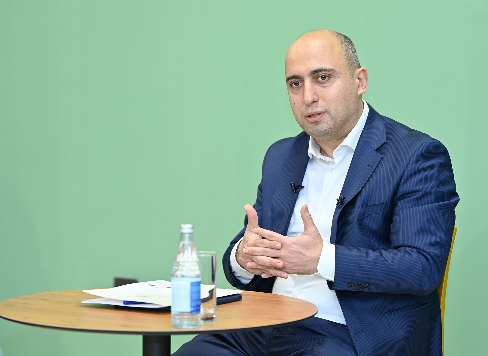 Elm və təhsil naziri gənclərlə görüşüb