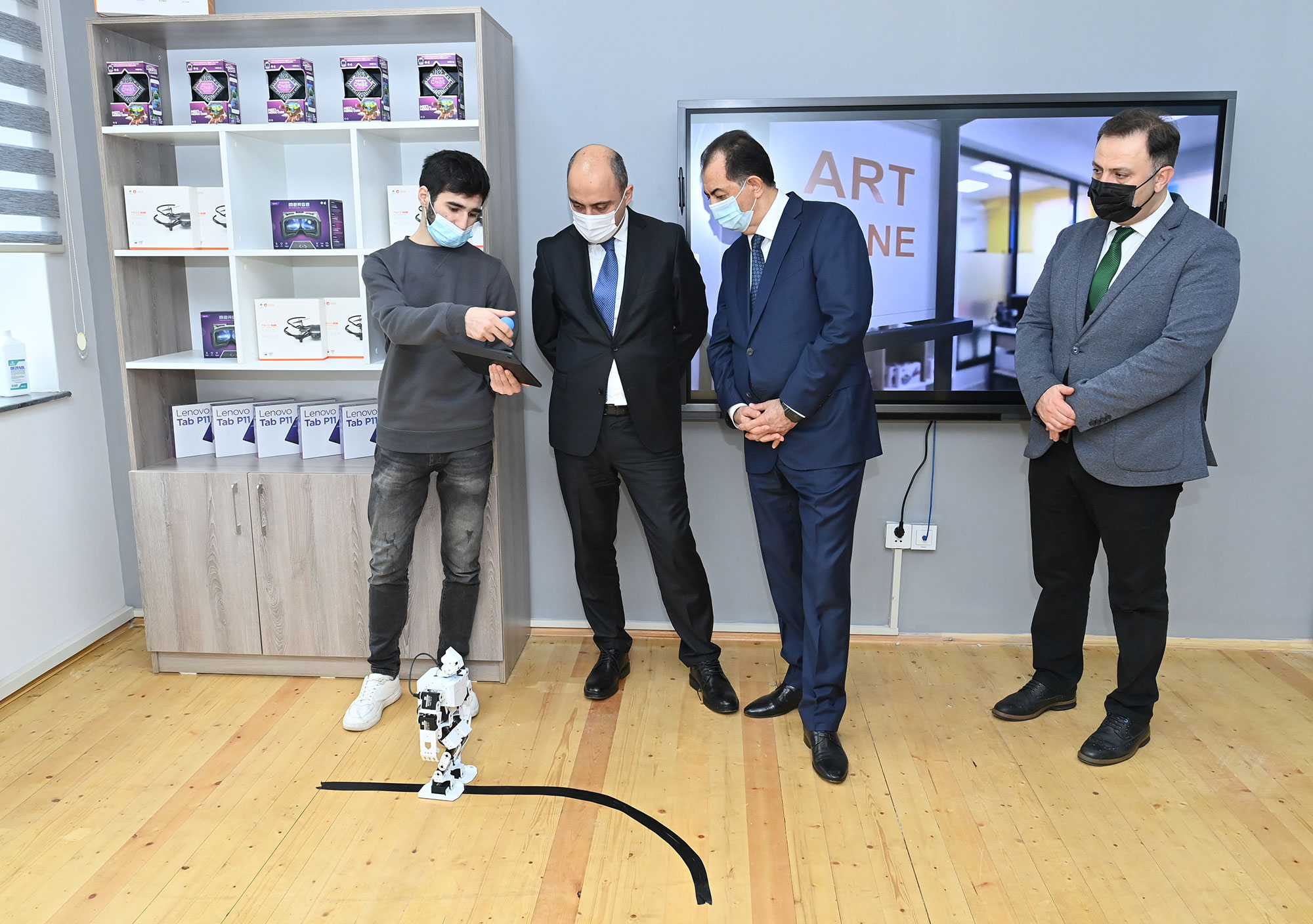 Təhsil naziri Lənkəranda STEAM Mərkəzinin açılışında iştirak edib