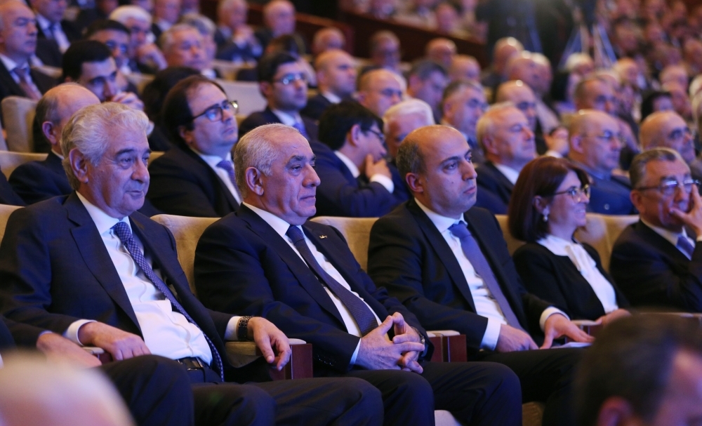 Azərbaycandan kənarda təhsil almış mütəxəssislərin toplantısı keçirilib