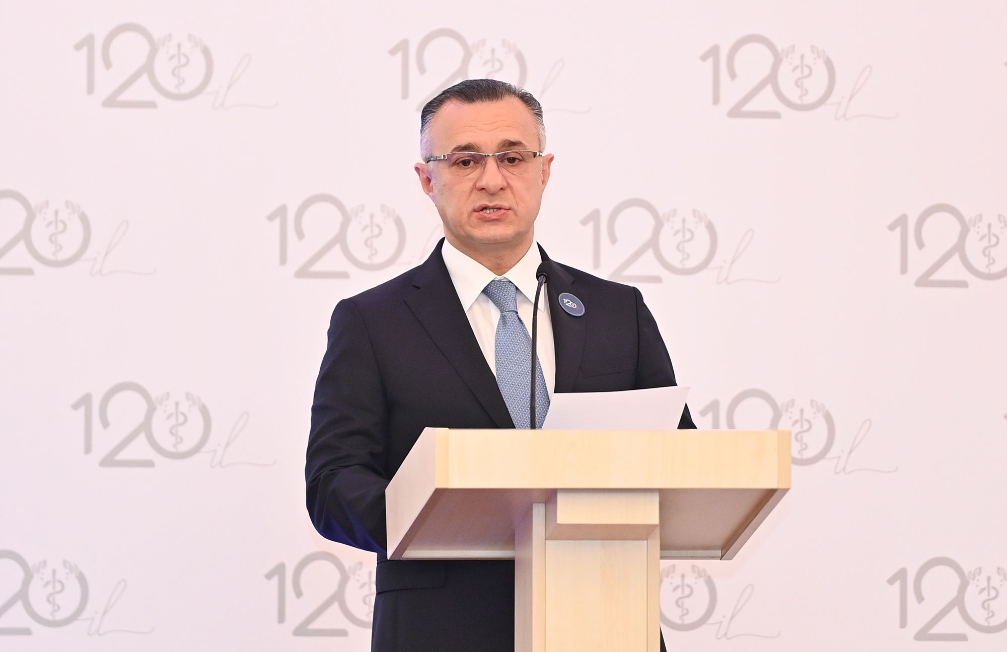 1 nömrəli Bakı Tibb kollecinin 120 illik yubileyinə həsr olunmuş tədbir keçirilib