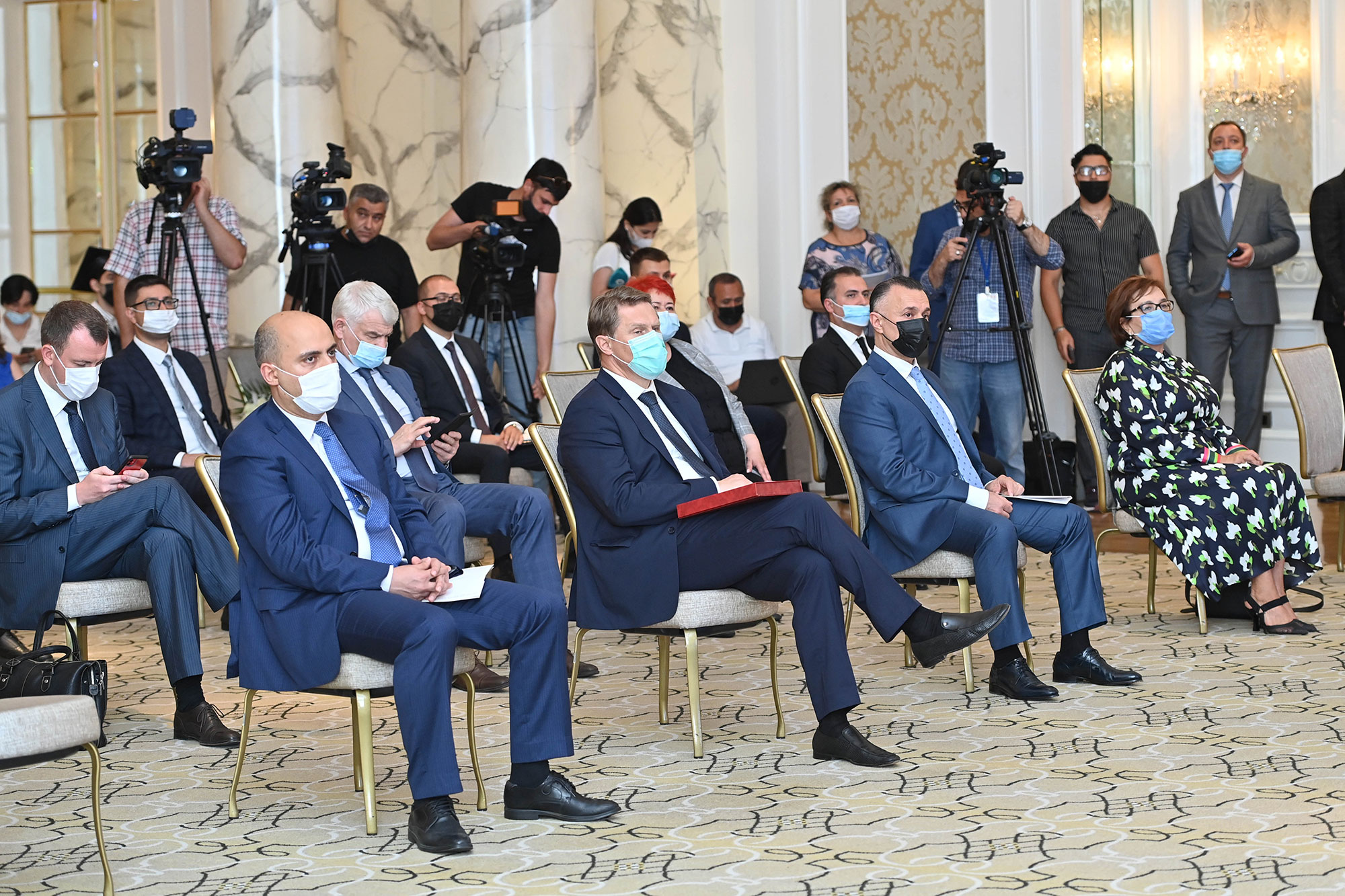 İ.M.Seçenov adına Birinci Moskva Dövlət Tibb Universitetinin Bakı filialının ilk məzunlarına diplomlar təqdim edilib