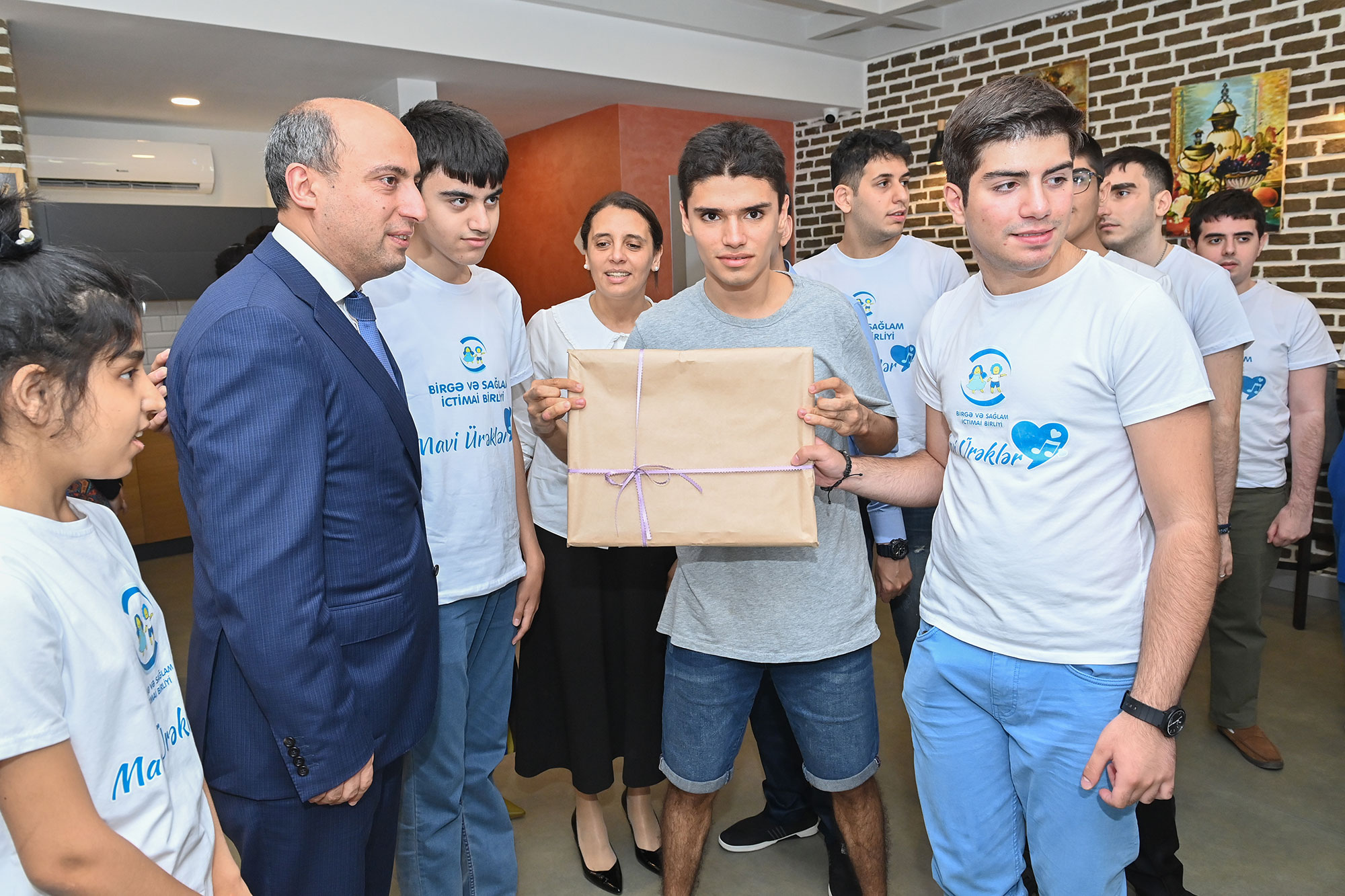 Təhsil naziri “Birgə və Sağlam” İctimai Birliyinin Autizm Mərkəzini ziyarət edib