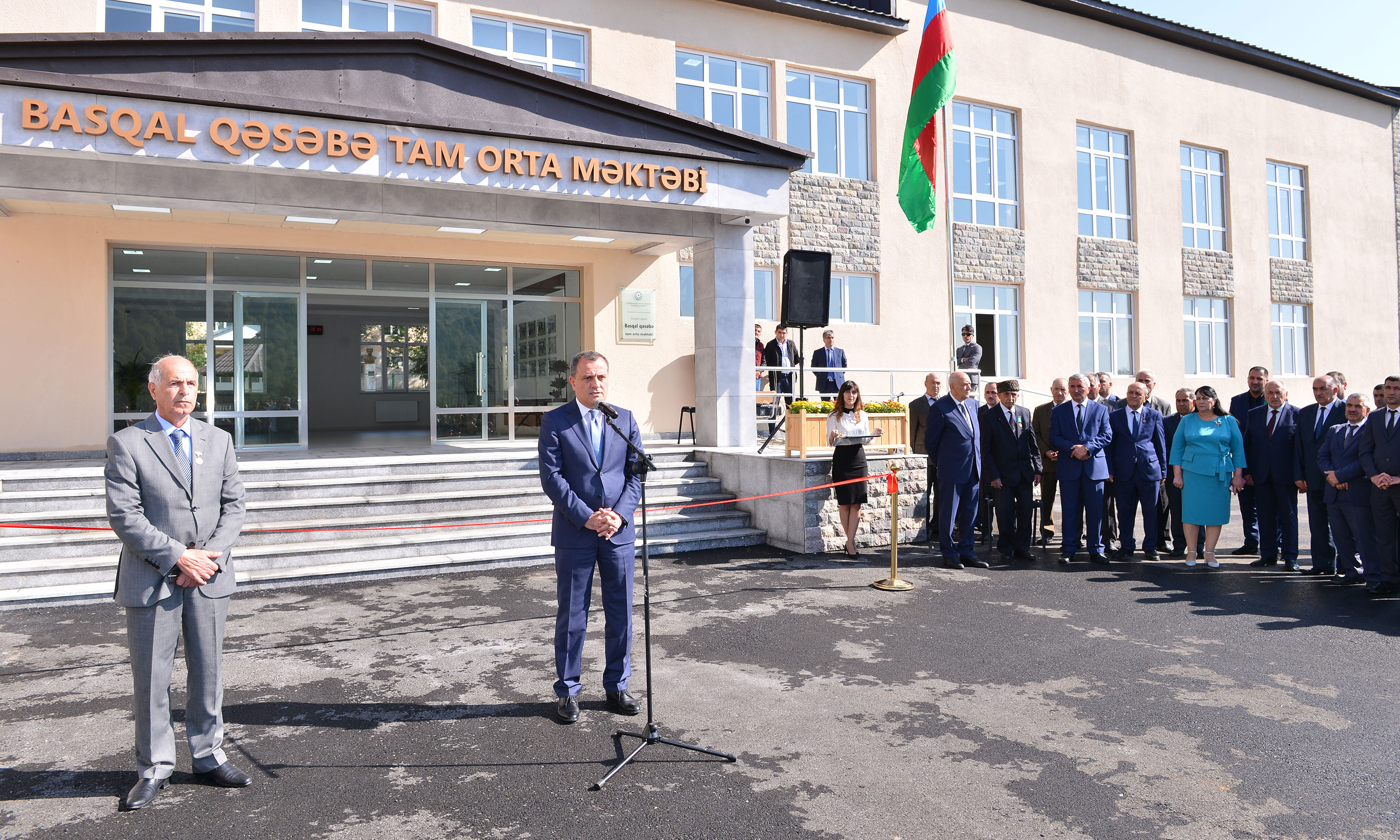 Təhsil naziri İsmayıllı rayonu Basqal qəsəbə tam orta məktəbinin açılışında