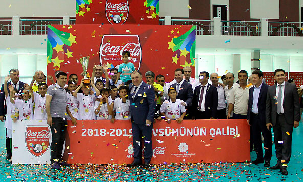“Coca-Cola məktəbli kuboku” turnirinə yekun vurulub