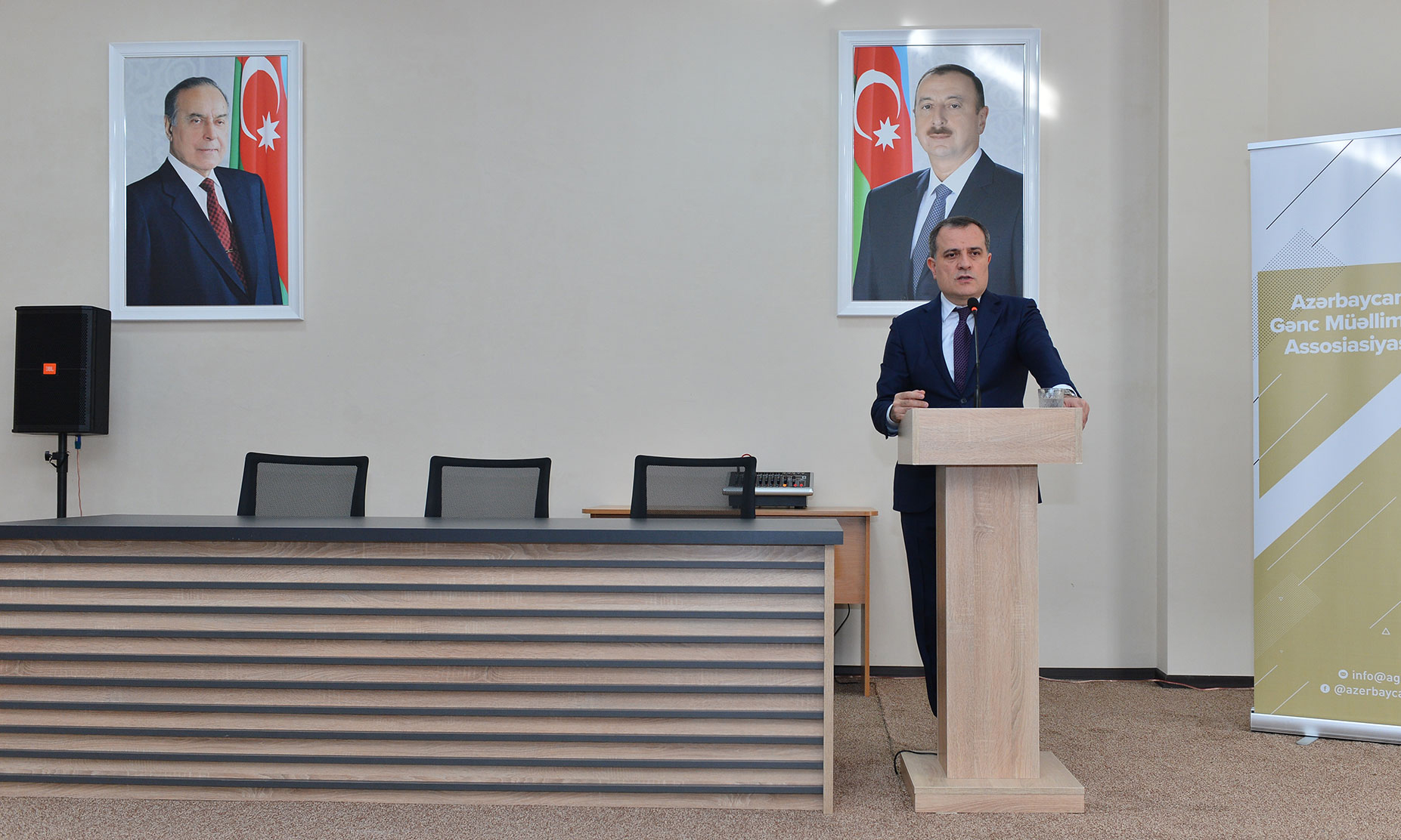 Təhsil naziri Qəbələdə Azərbaycan Gənc Müəllimlər Assosiasiyasının üzvləri ilə görüşüb