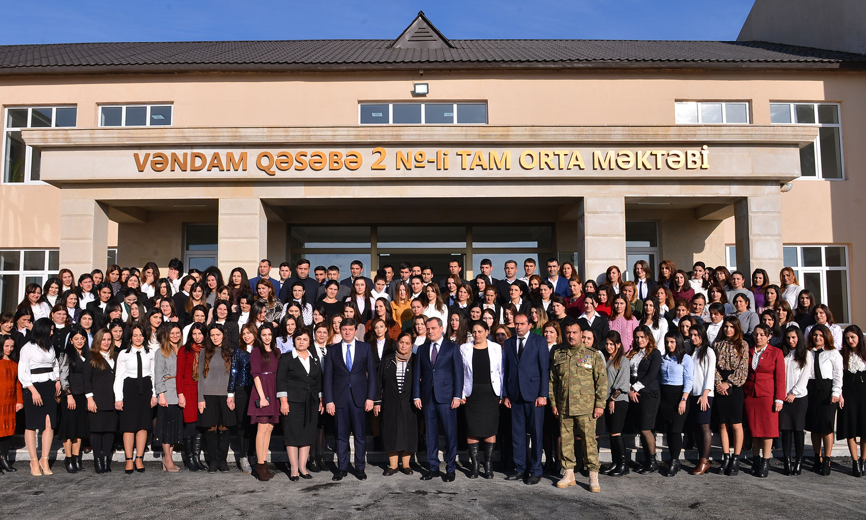 Təhsil naziri Qəbələdə Azərbaycan Gənc Müəllimlər Assosiasiyasının üzvləri ilə görüşüb