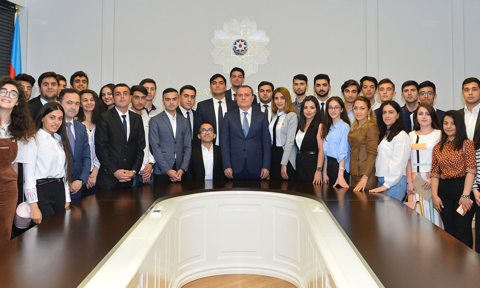 Təhsil naziri gənc liderlərlə görüşüb