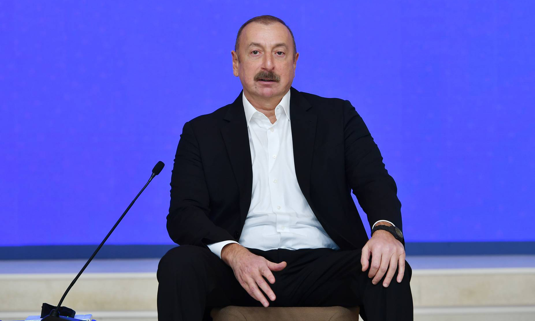 Prezident Azərbaycan Gəncləri Gününün 25 illiyinə həsr olunmuş Gənclər Forumunda iştirak edib
