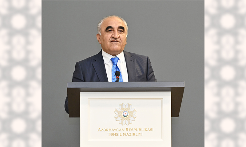 UNEC əməkdaşlarına dövlət təltifləri təqdim edilib