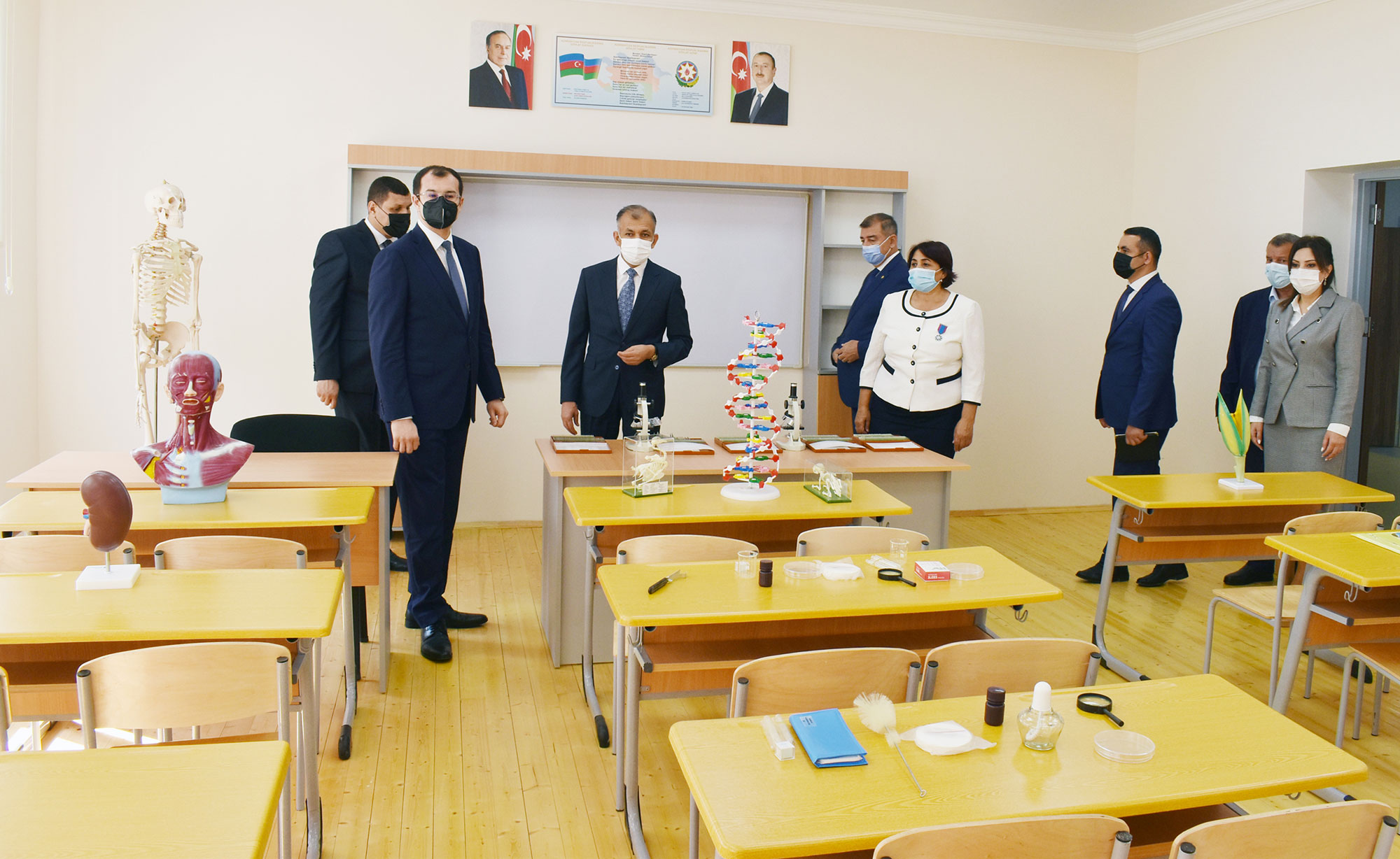 Nazir müavini Muxtar Məmmədov Şirvanda yeni tikilmiş məktəbin açılışında iştirak edib