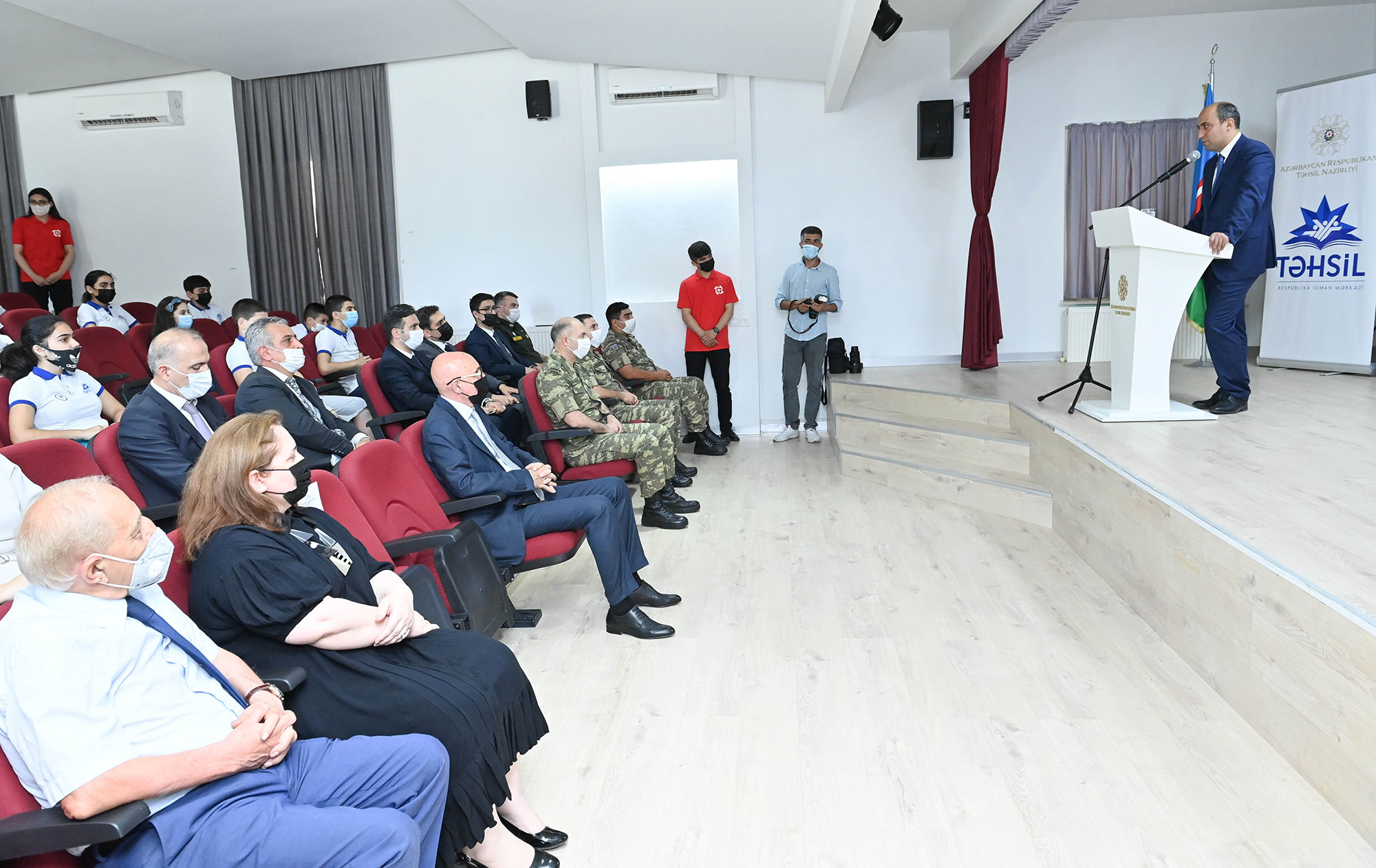 Şahmat məktəbinin yeni binası istifadəyə verilib