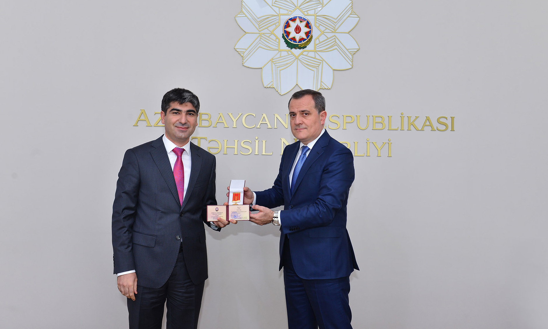 Dövlət təltifləri təqdim olunub