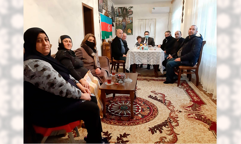 Şəhid olan təhsil işçilərinin ailələri ziyarət edilib