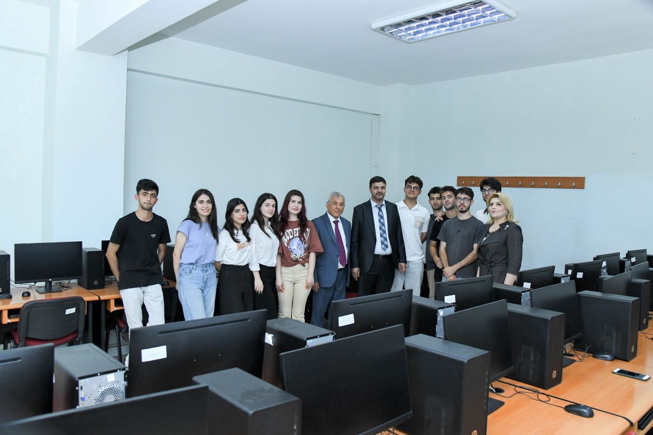 BMU-da Əlcəzairin Naama Universitet Mərkəzinin rektoru ilə görüş keçirilib