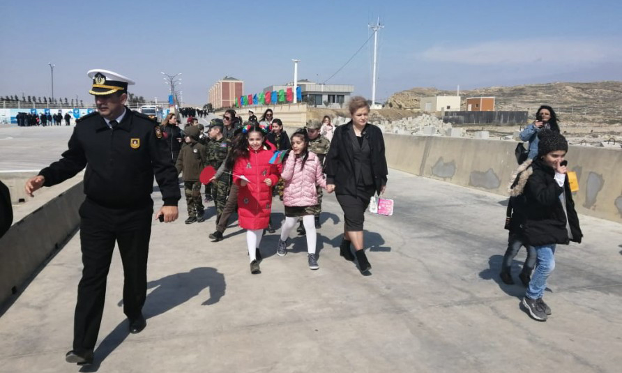 Şagirdlər “N” saylı hərbi hissədə olublar