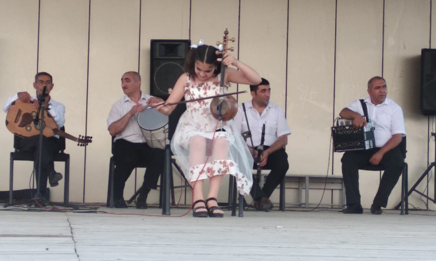 Musiqi məktəblərinin kollektivləri konsert proqramı ilə çıxış ediblər
