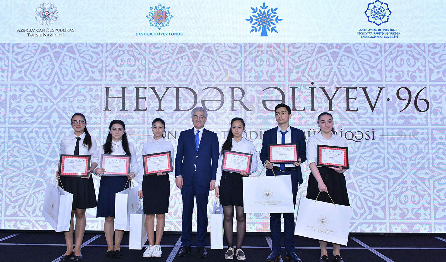 Heydər Əliyev ideyaları ilə yetişən nəsil