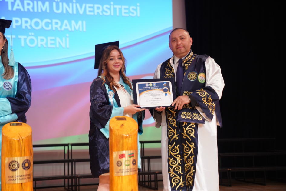 Aqrar Universitetlə Ege Universiteti arasında ikili diplom proqramının ilk məzunlarının buraxılış mərasimi keçirilib