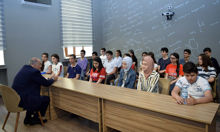 “Mən XXI əsrdə Y.Məmmədəliyevin davamçısı olmaq istəyirəm” müsabiqəsinin II mərhələsi keçirilib