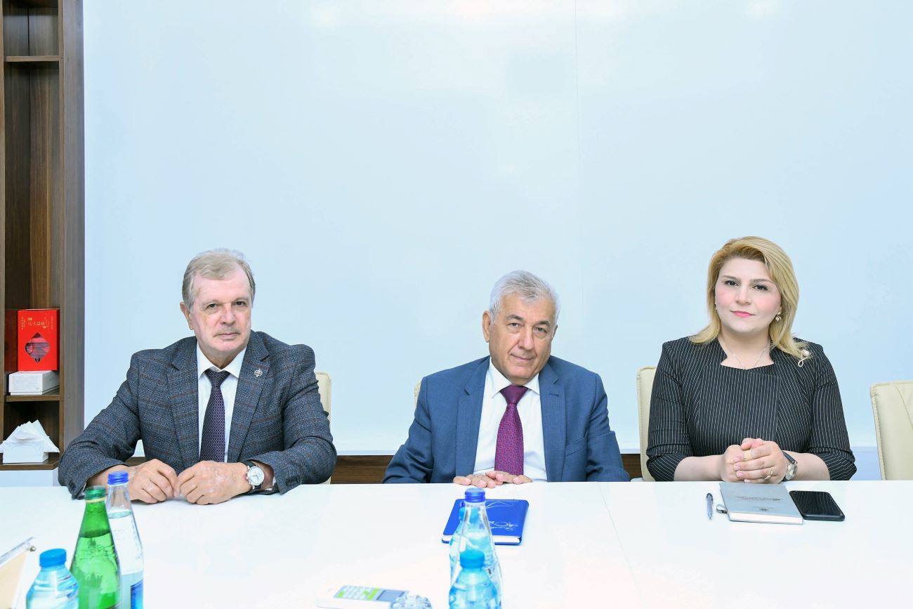 BMU-da Əlcəzairin Naama Universitet Mərkəzinin rektoru ilə görüş keçirilib