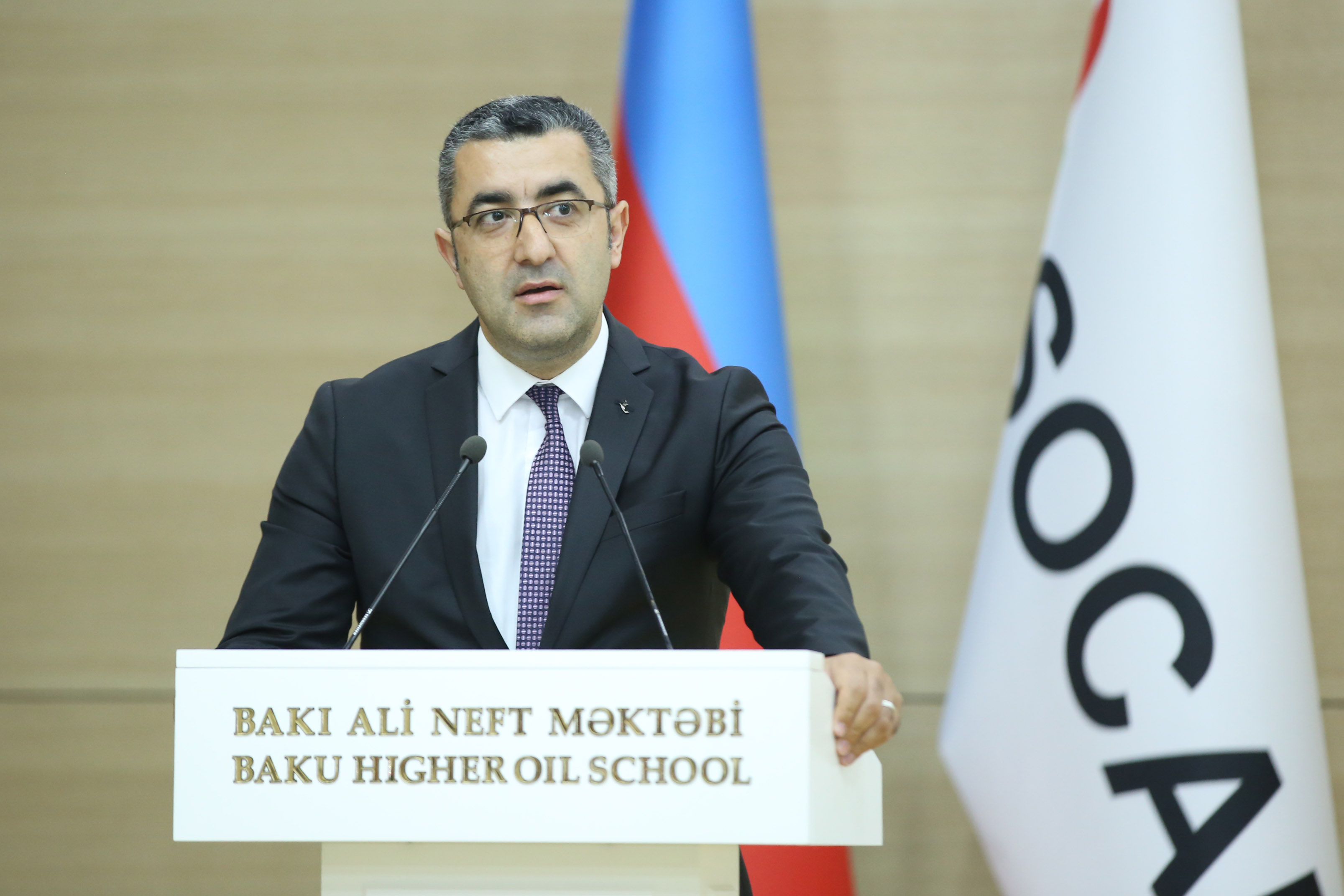 BANM-də Beynəlxalq Elmi Konfransların qalibləri mükafatlandırılıb