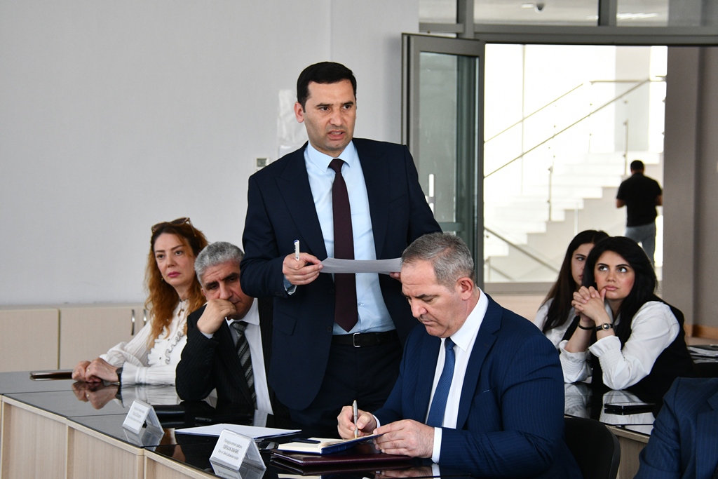 AMEA-nın elmi müəssisə və təşkilatlarında doktorantura və dissertantura üzrə plan yerlərinin sayı açıqlanıb