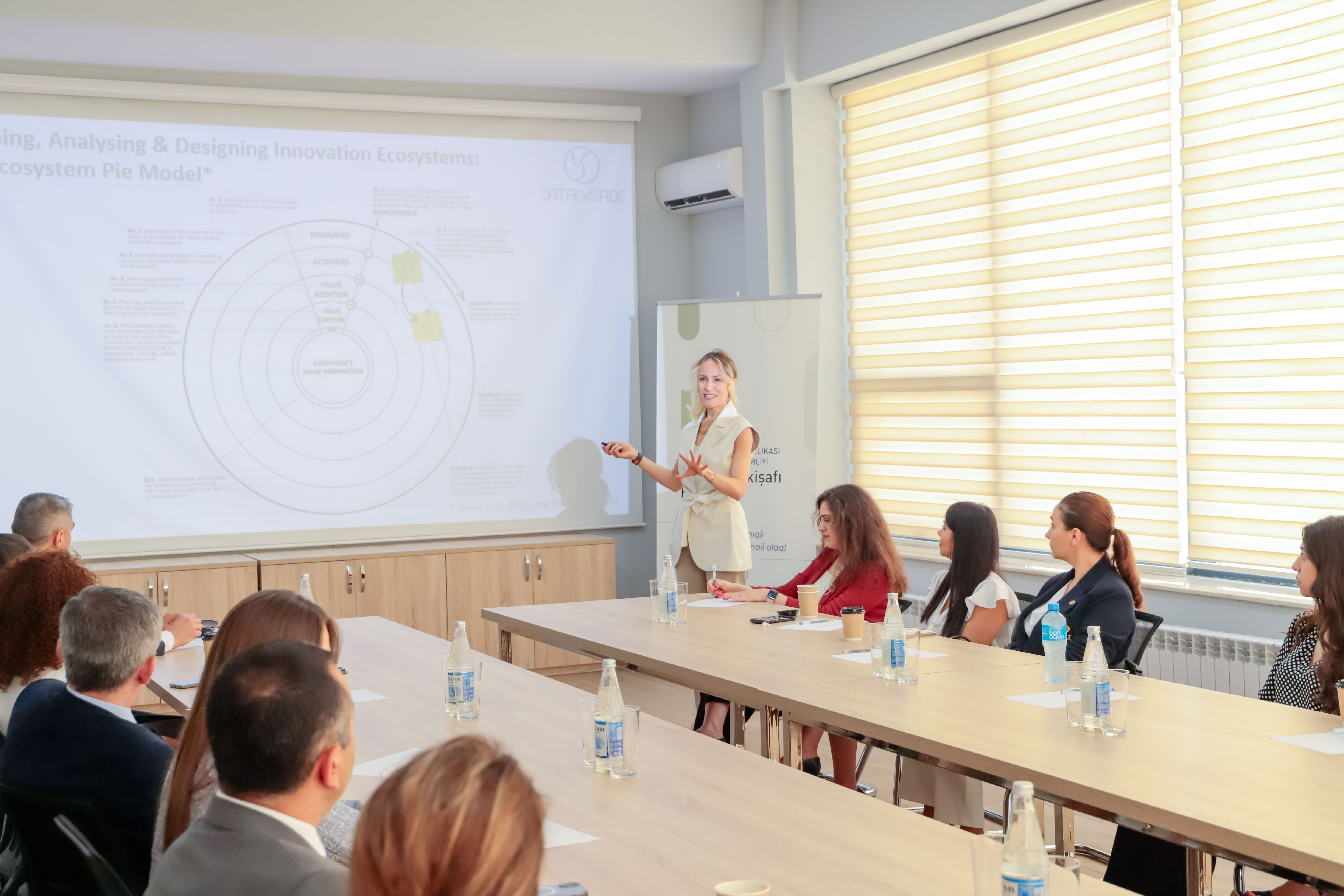 Universitet-sənaye tərəfdaşlığı çərçivəsində dövlət və özəl sektor nümayəndələri ilə görüş keçirilib