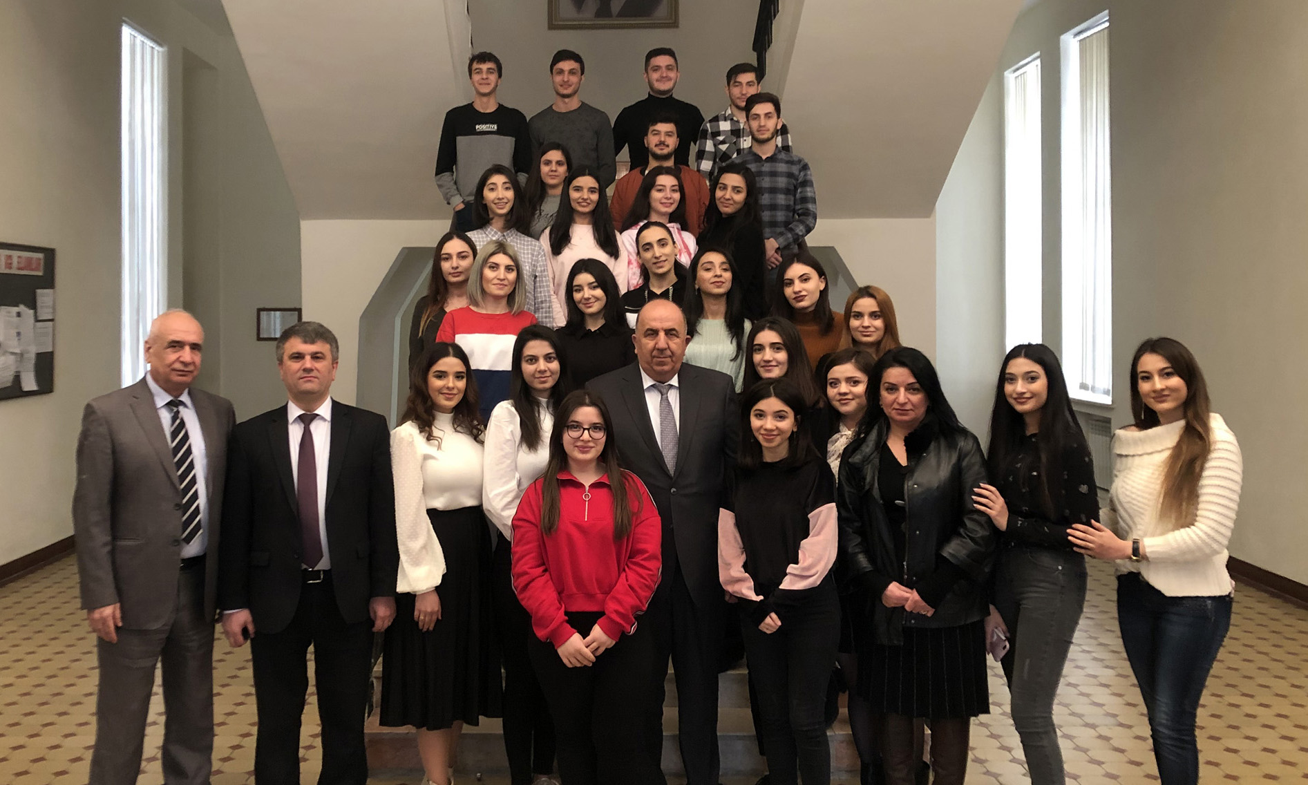 Tələbələrin Neft-Kimya Prosesləri İnstitutunda istehsalat təcrübəsi