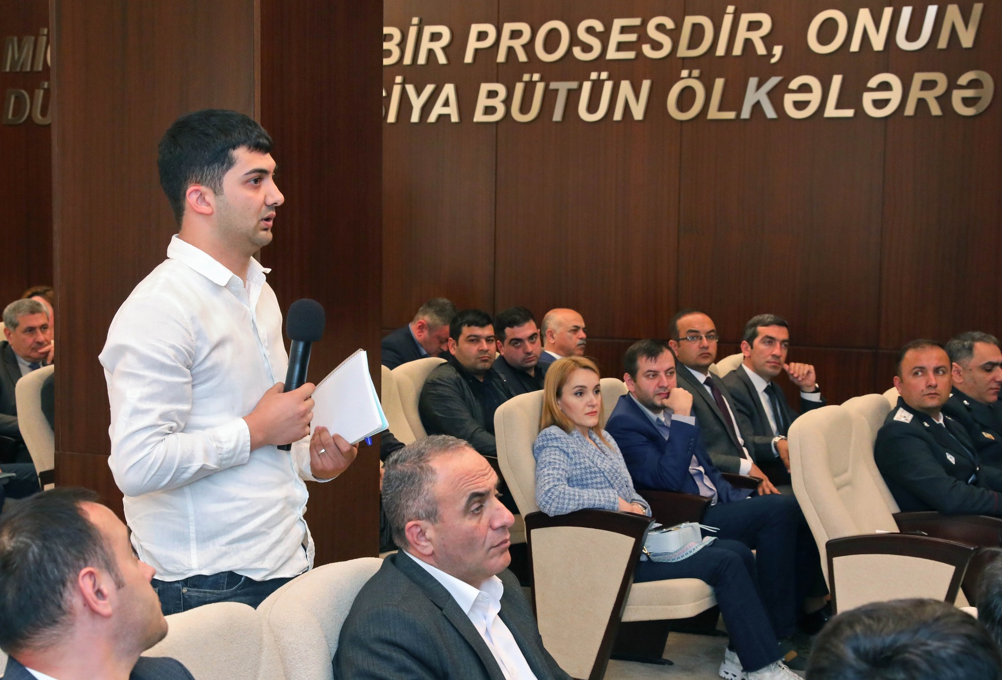 Əcnəbi tələbələrin miqrasiya məsələlərinə dair görüş keçirilib