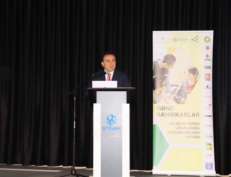 “Gənc Sahibkarlar: Gələcək Biznes Liderlərinin Gücləndirilməsi” layihəsinin hesabat tədbiri keçirilib