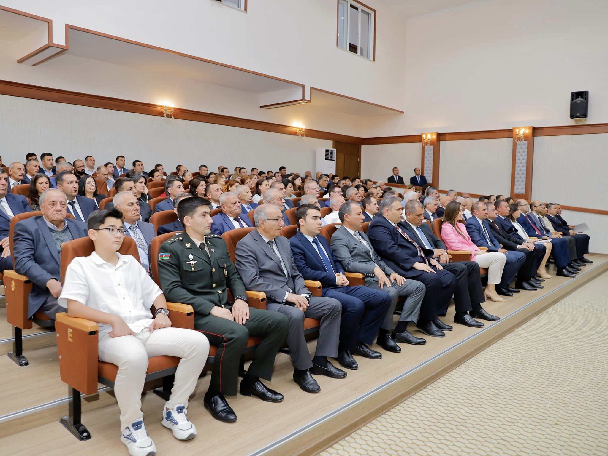 Naxçıvanda 100 yaşlı məktəbin yubileyi qeyd olunub