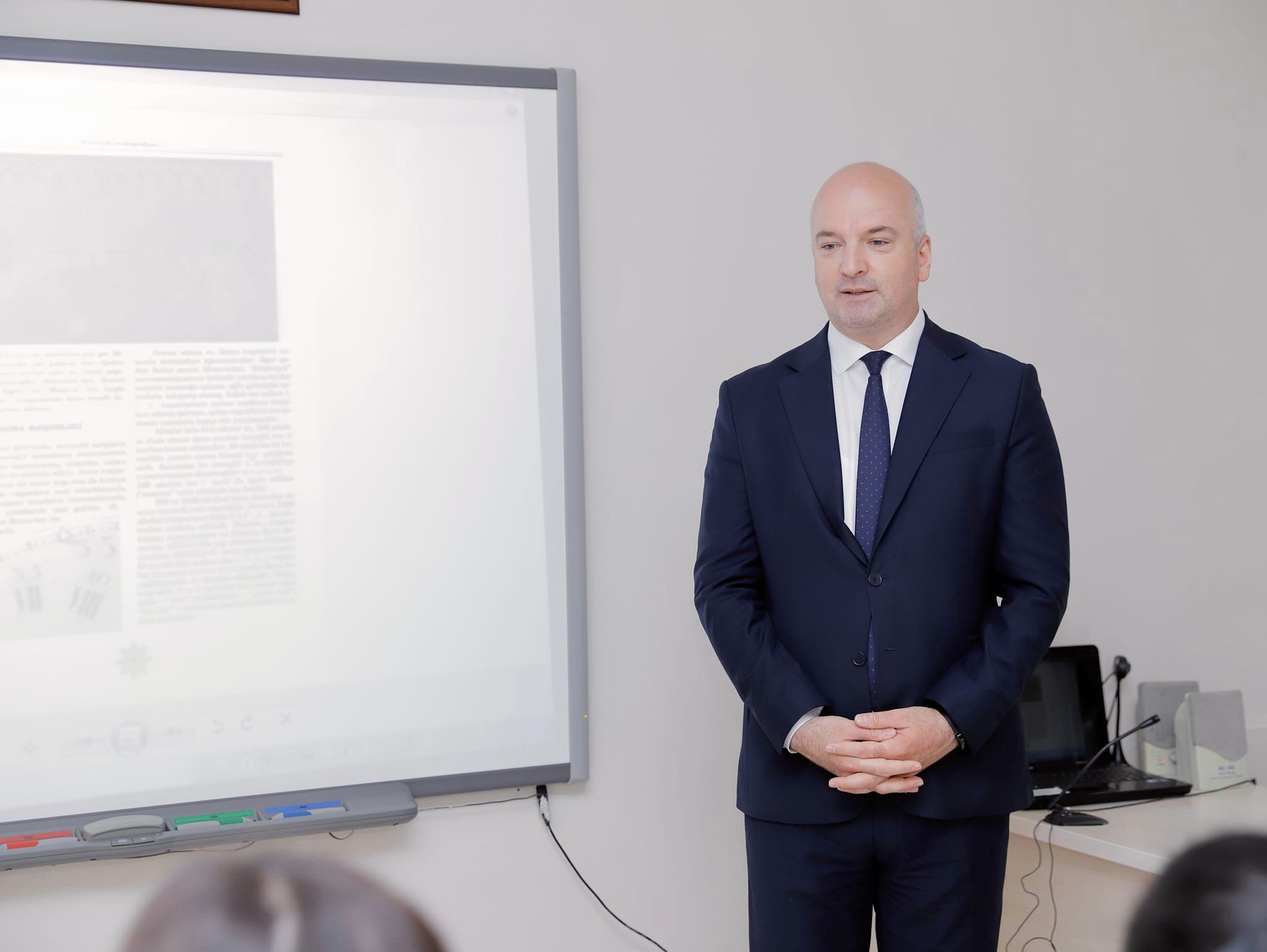 Naxçıvanda 100 yaşlı məktəbin yubileyi qeyd olunub