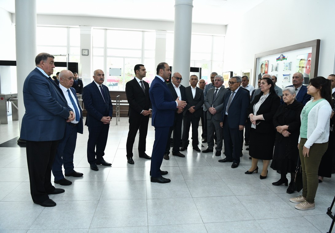 ADNSU-da 30 aprel faciəsinin 15-ci ildönümü münasibəti ilə ağacəkmə aksiyası keçrilib