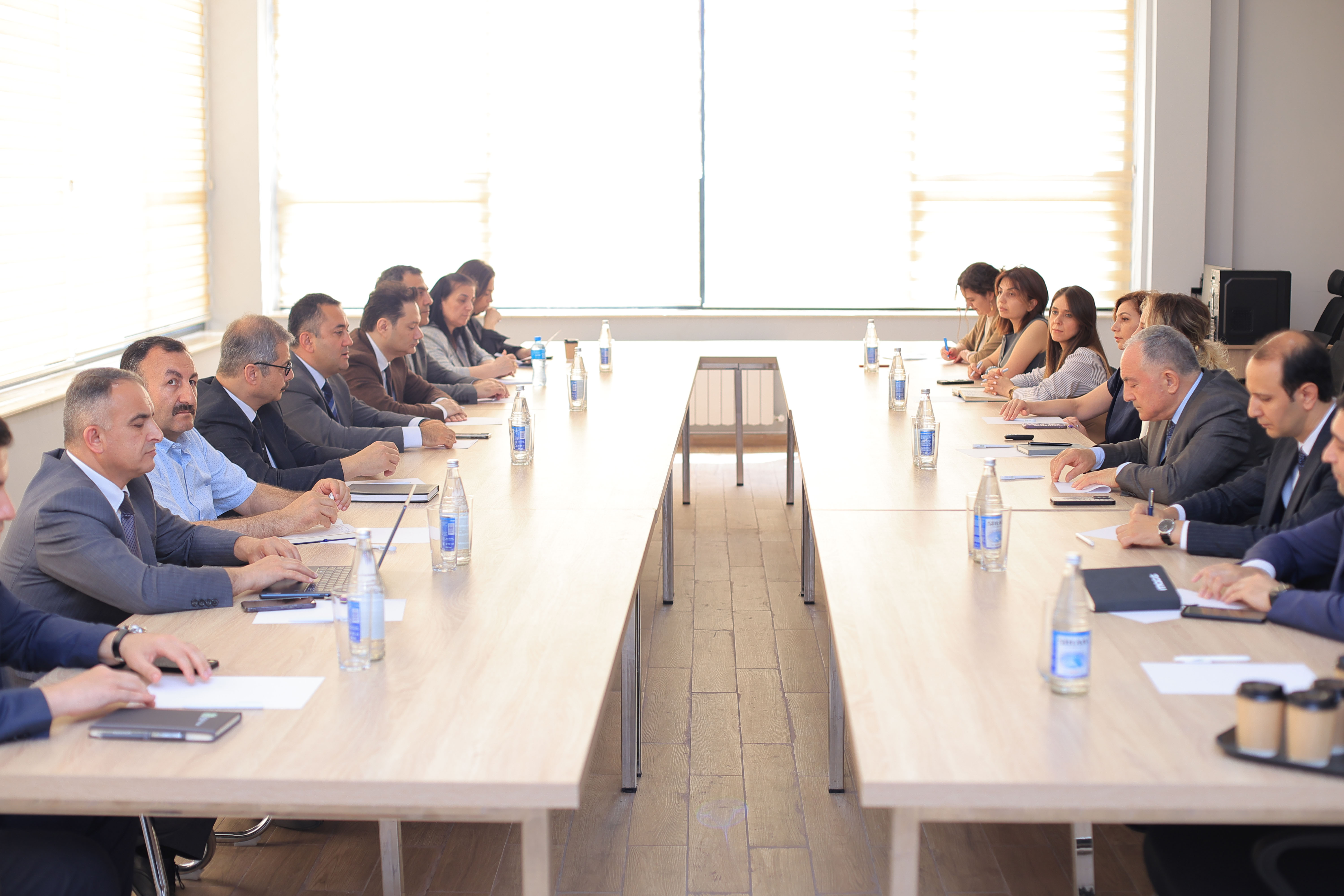Universitet-sənaye tərəfdaşlığı çərçivəsində innovasiya ekosisteminin inkişafı istiqamətində ali təhsil müəssisələri ilə görüş keçirilib