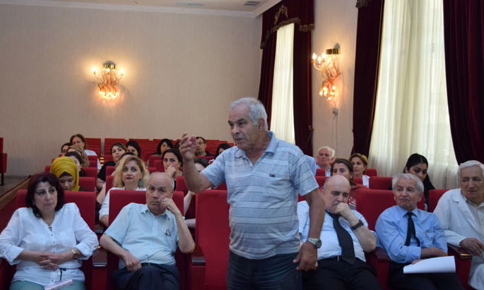 “Elmi dərəcələr” və “Elmi adlar”ın yeni qaydalarla verilməsi müzakirə edilib