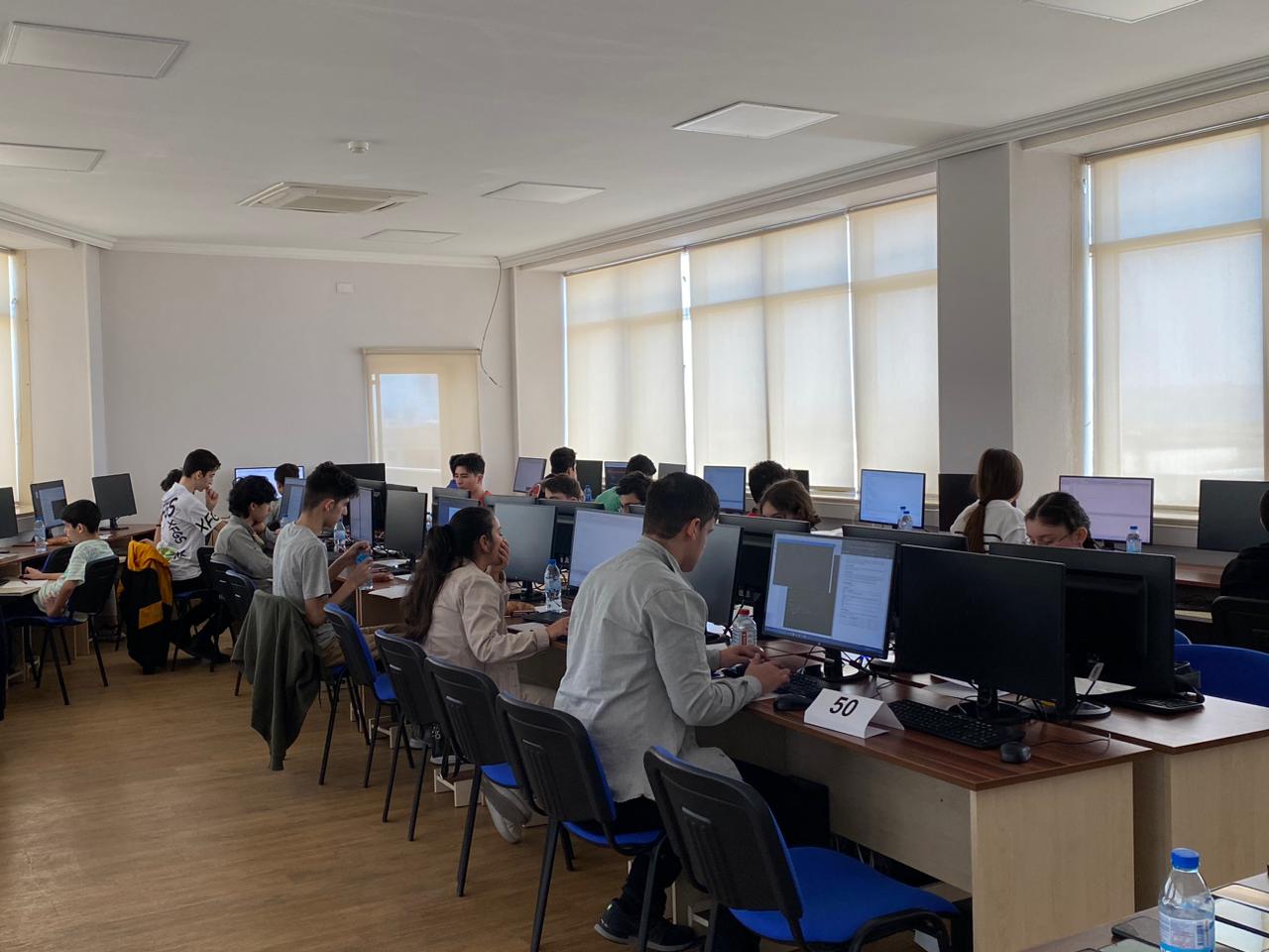 RFO-nun informatika fənni üzrə final turu keçirilib