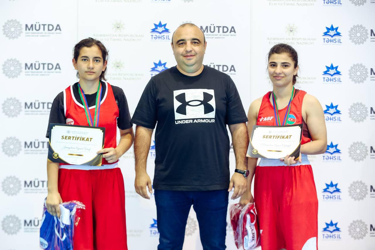 Tanınmış idmançılar gənc boksçulara master-klas keçiblər - FOTOLAR