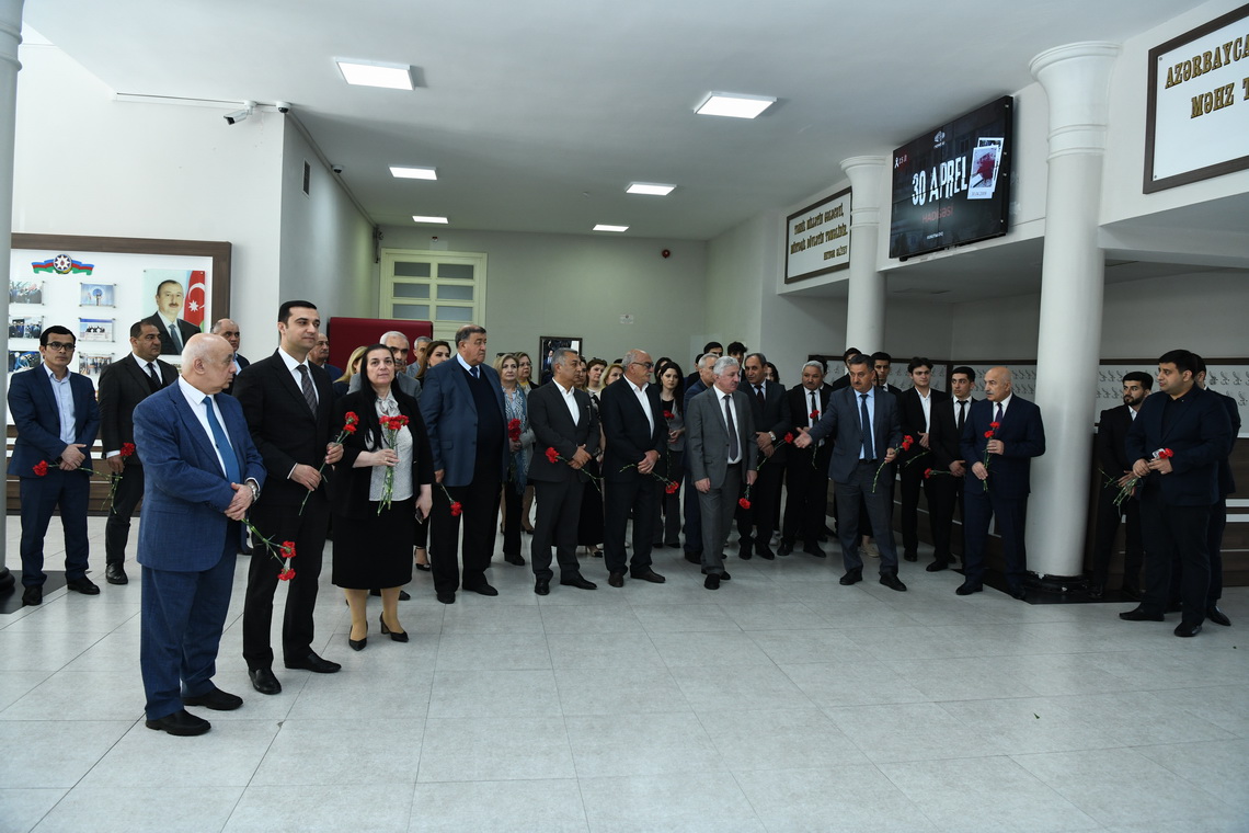 ADNSU-da 30 aprel faciəsinin 15-ci ildönümü münasibəti ilə ağacəkmə aksiyası keçrilib