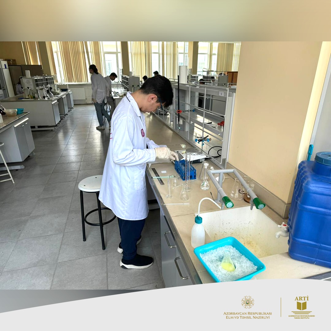 Beynəlxalq Kimya Olimpiadasında ölkəmizi təmsil edəcək şagirdlərə Atatürk Universitetində laboratoriya hazırlıq dərsləri keçirilib
