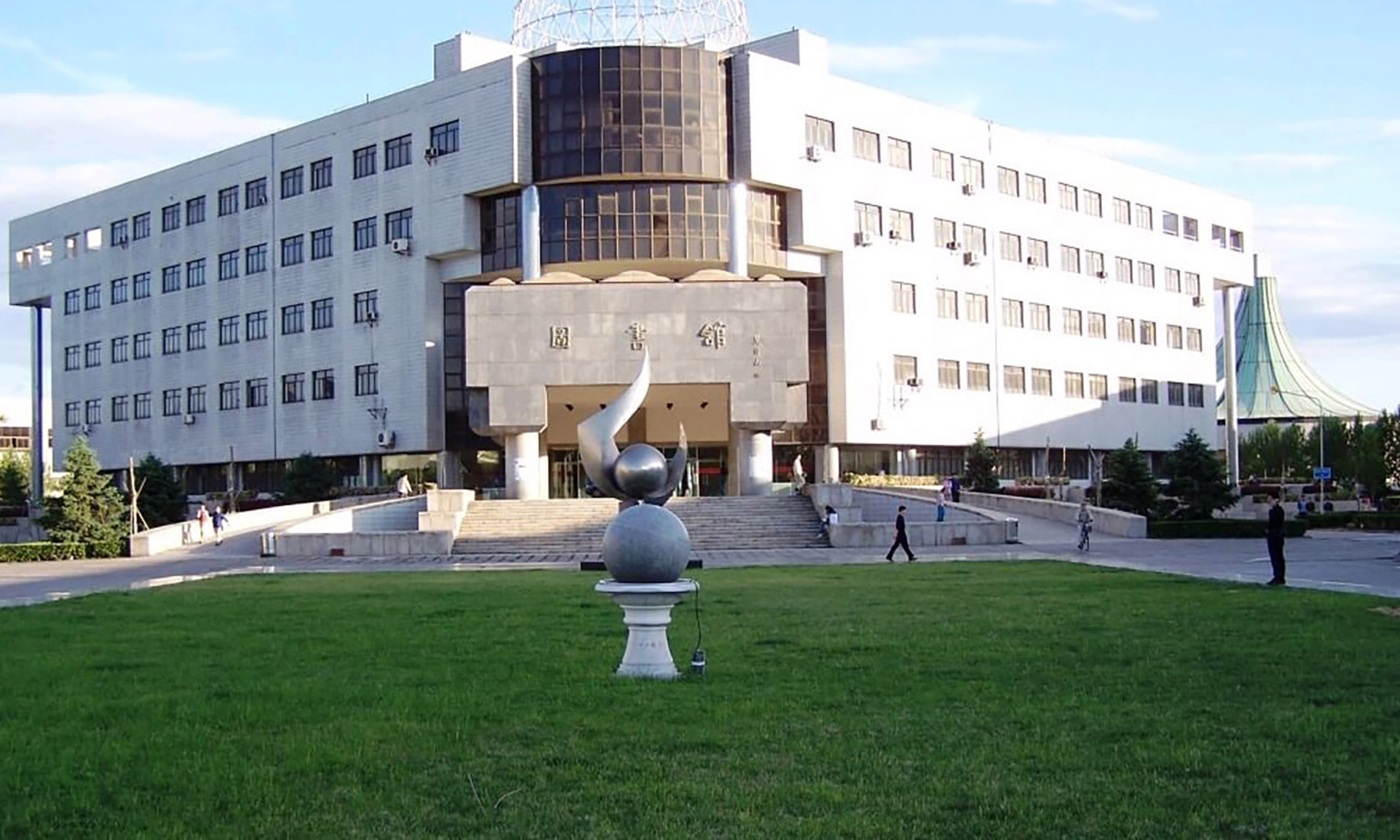 Bakı Ali Neft Məktəbinin 5 məzunu Çin Neft Universitetində magistraturaya qəbul olub