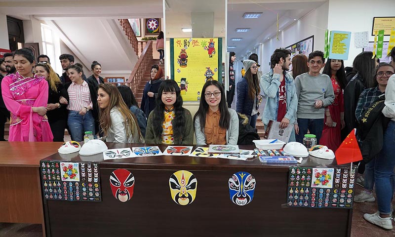 Dillər Universitetində Çin dili günü qeyd olunub