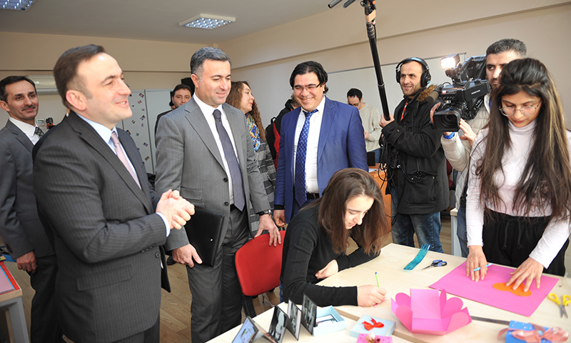 VI “Yeni fikir” startap müsabiqəsi start götürdü