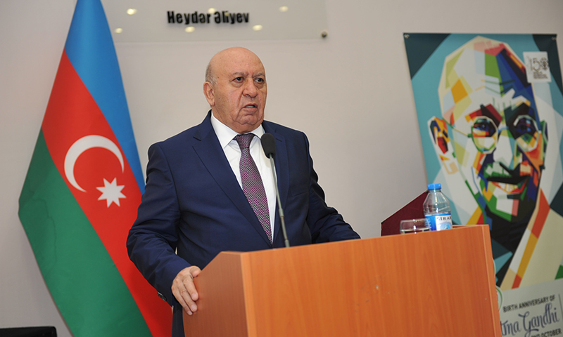 Hindistan səfiri BMU-da