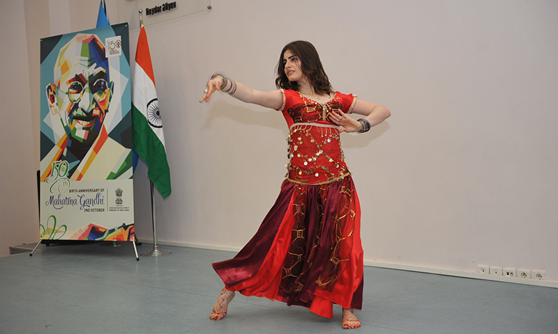 Hindistan səfiri BMU-da