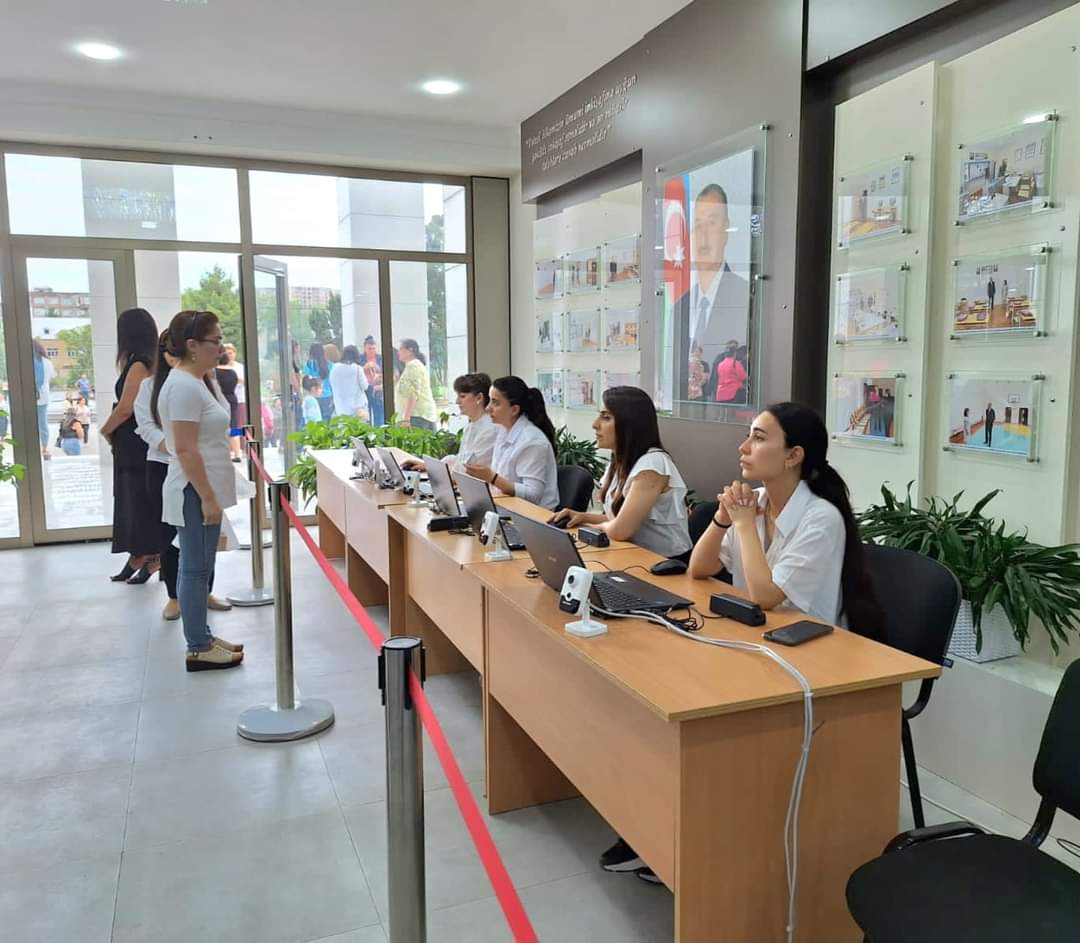 Paytaxt üzrə 3070 təhsilverən sertifikatlaşdırma prosesinə dəvət olunub